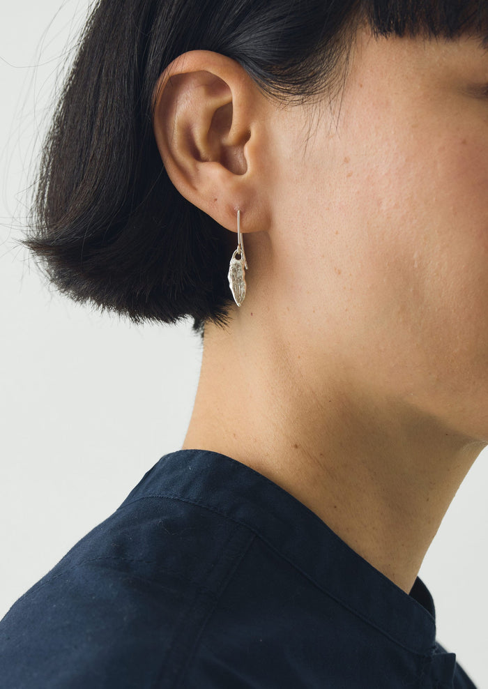Alba Silver Cardamom Pod Earrings | Silver