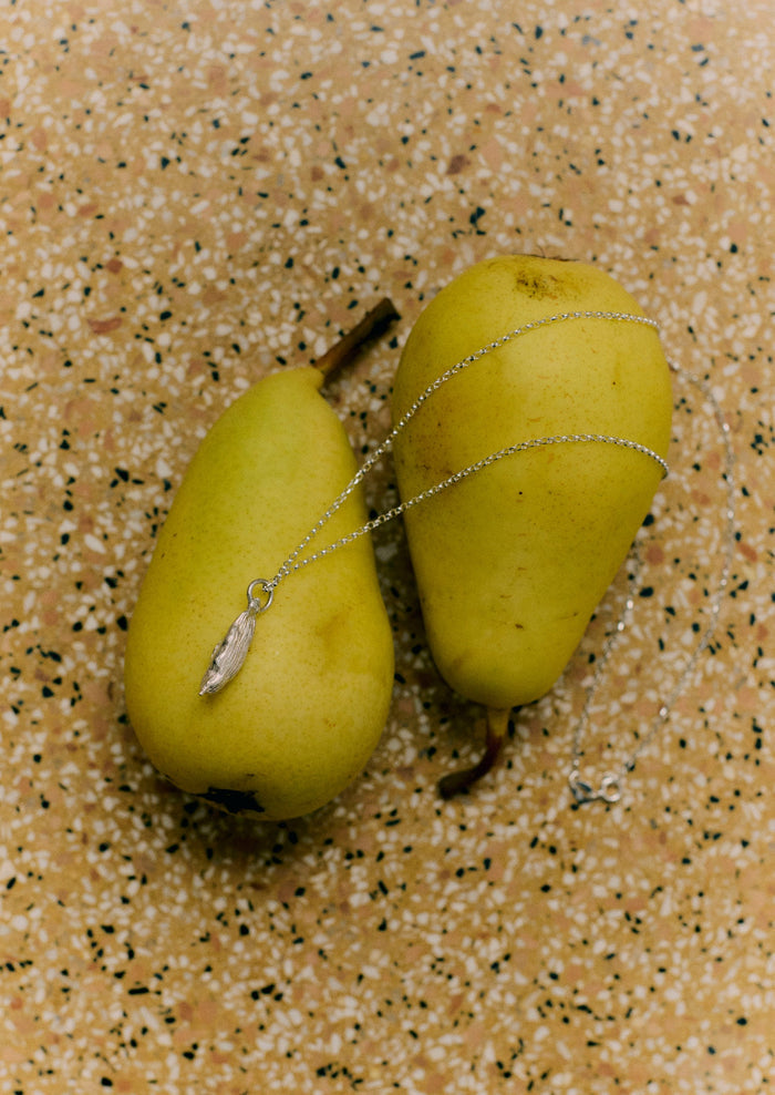 Alba Silver Cardamom Pod Necklace | Silver