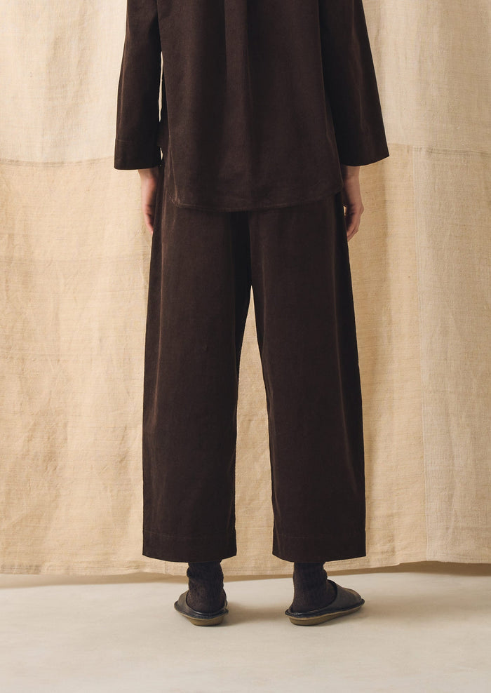 Barrel Leg Cord Pants | Bitter Chocolate