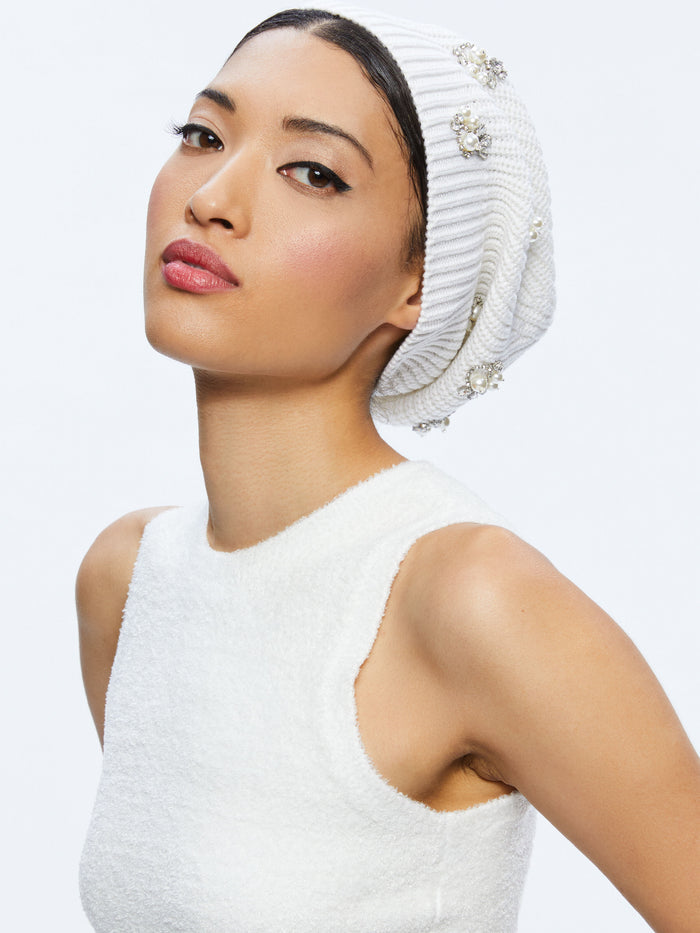 CHIRA SLOUCHY EMBELLISHED HAT - BLACK