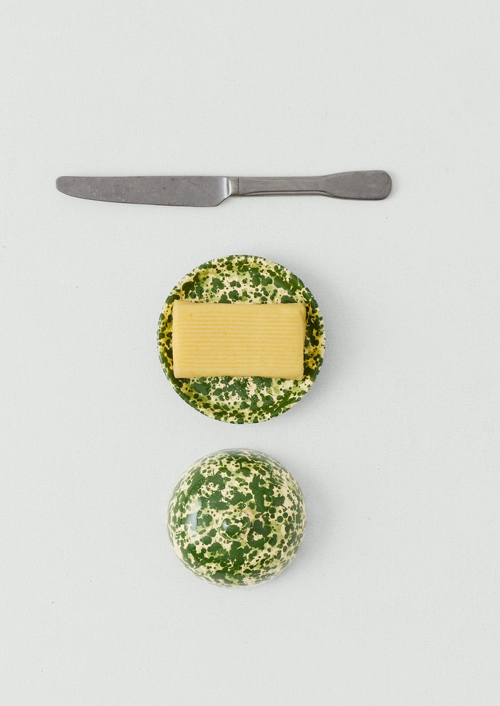 Cortona Splatter Butter Dish | Cream/Leaf