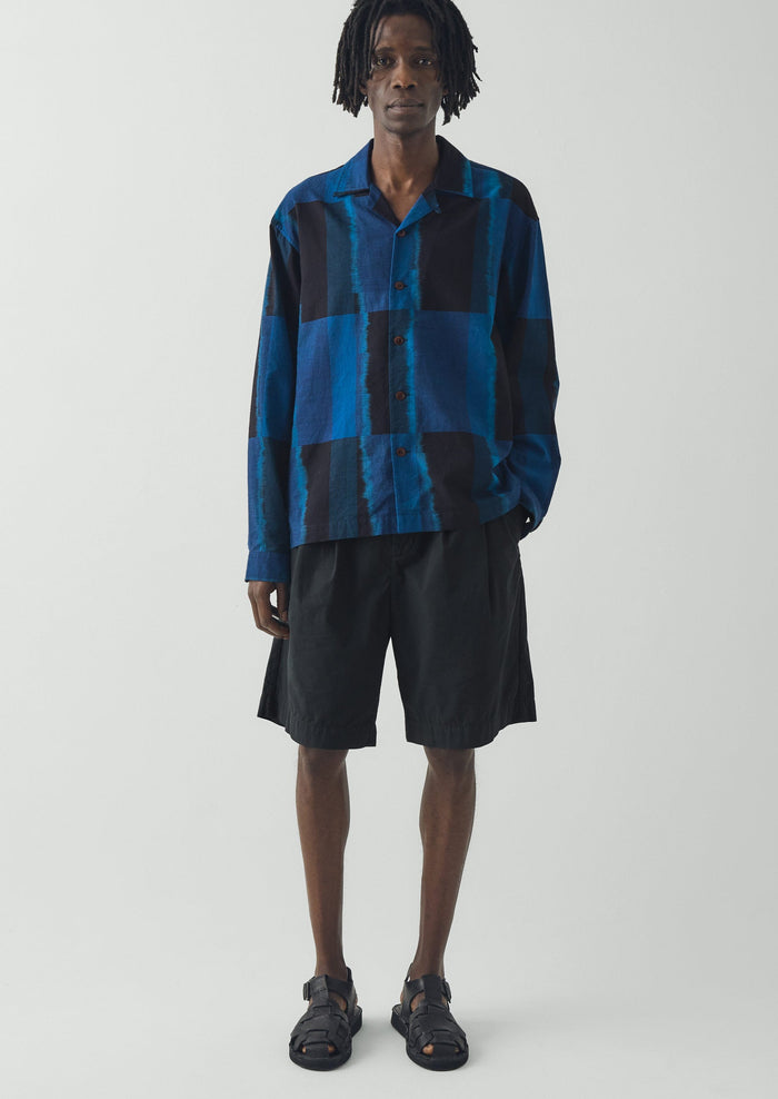 Double Pleat Cotton Poplin Shorts | Washed Black
