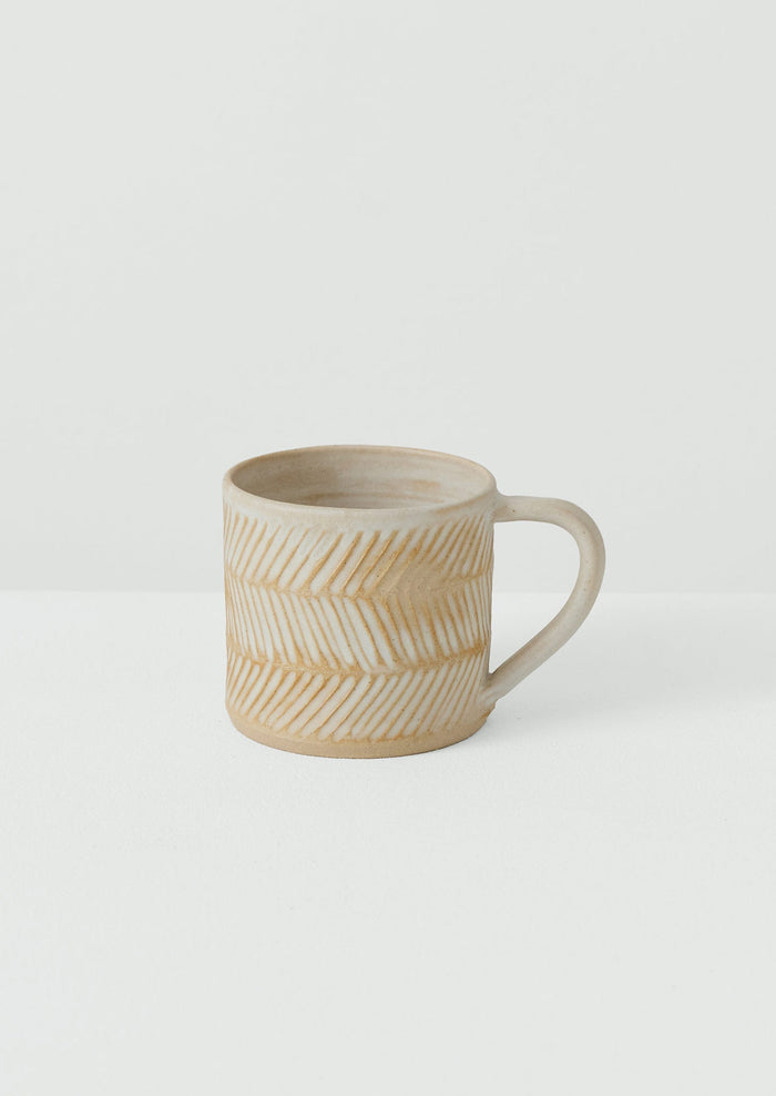 Elke Lucas Carved Mug | Cream