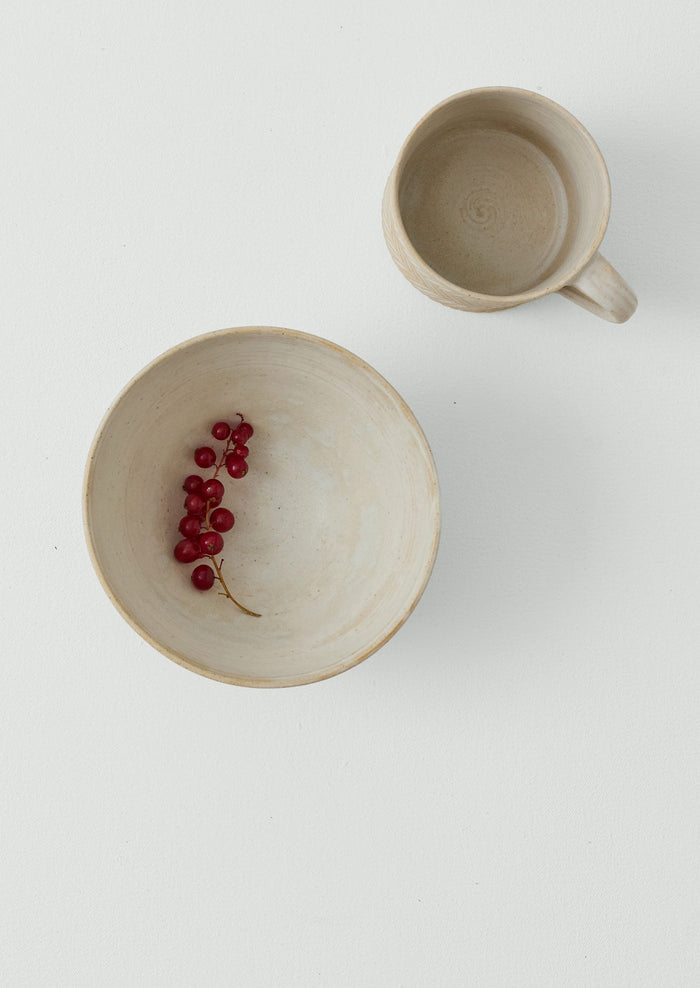 Elke Lucas Carved Mug | Cream