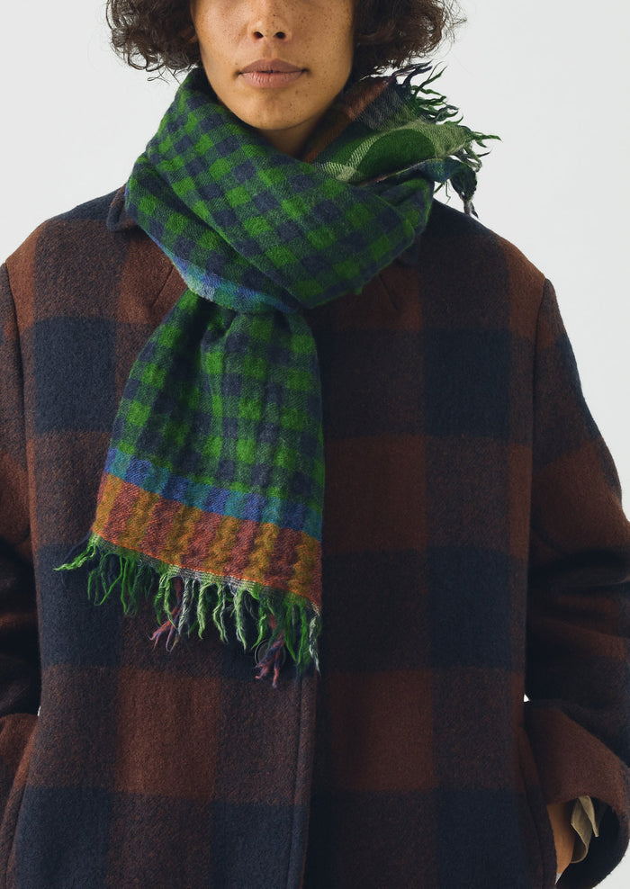 Fen Wool Knot Scarf | Grass Green/Multi