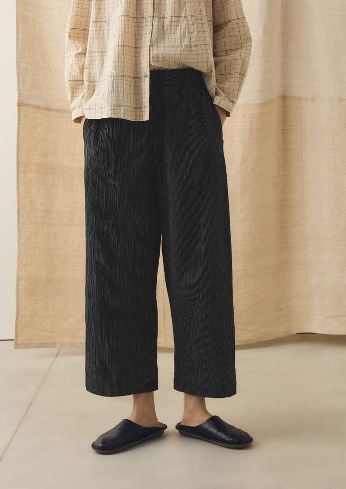 Fine Stripe Crinkle Cotton Barrel Leg Pants | Earth/Ecru