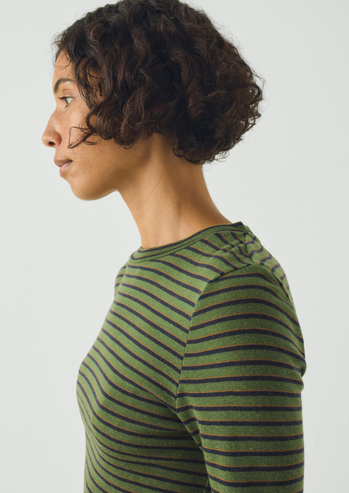 Fitted Half Sleeve Tee | Green Multi