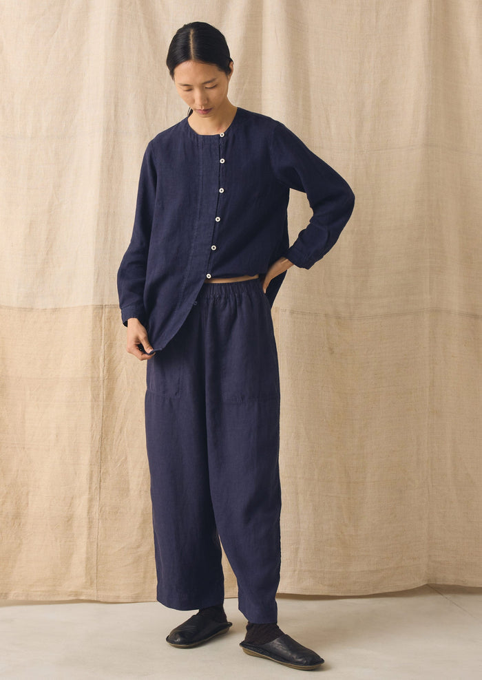 Garment Dyed Linen Barrel Leg Pants | Blueberry