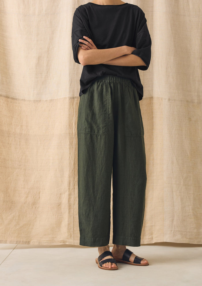 Garment Dyed Linen Barrel Leg Pants | Dark Olive