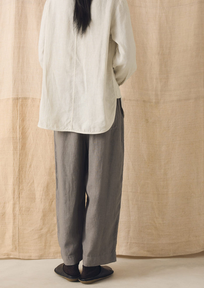 Garment Dyed Linen Barrel Leg Pants | Iron