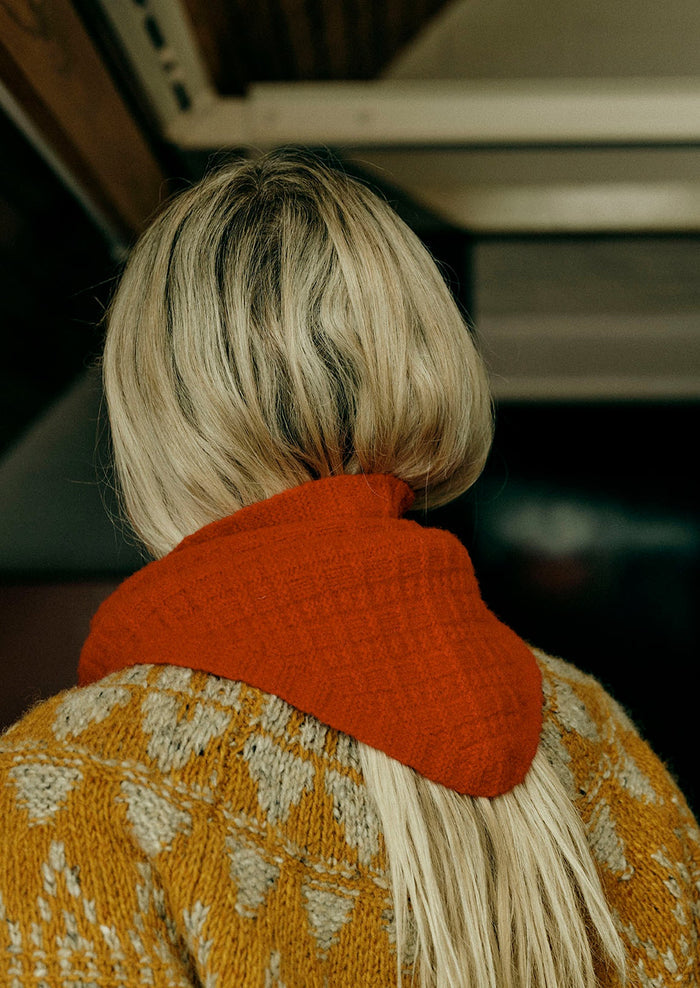 Grid Stitch Knitted Wool Bandana | Cardinal Red
