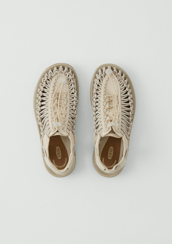 Keen Uneek Canvas Sandals | Natural/Birch