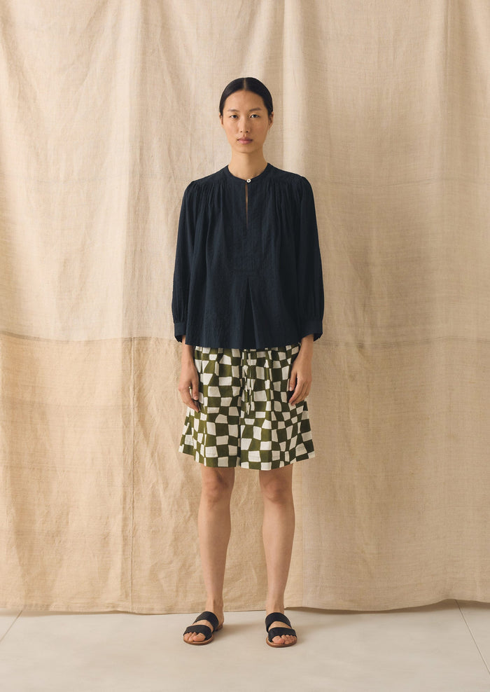 Lightweight Cotton Seersucker Shirt | Navy