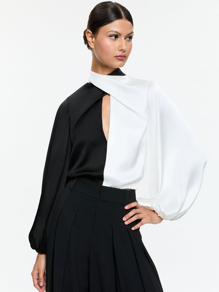 MAHOGANY CROP TOP - BLACK/OFF WHITE