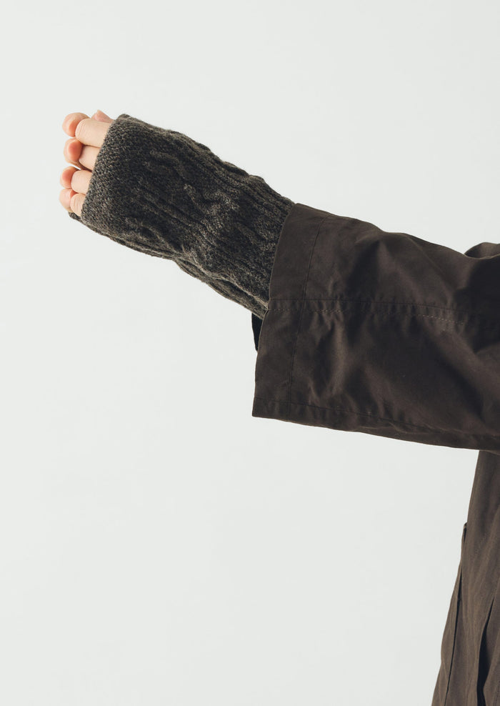 Nishiguchi Kutsushita Wool Hand Warmers | Brown