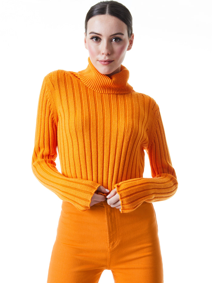 NORMA CROPPED TURTLENECK - TANGERINE