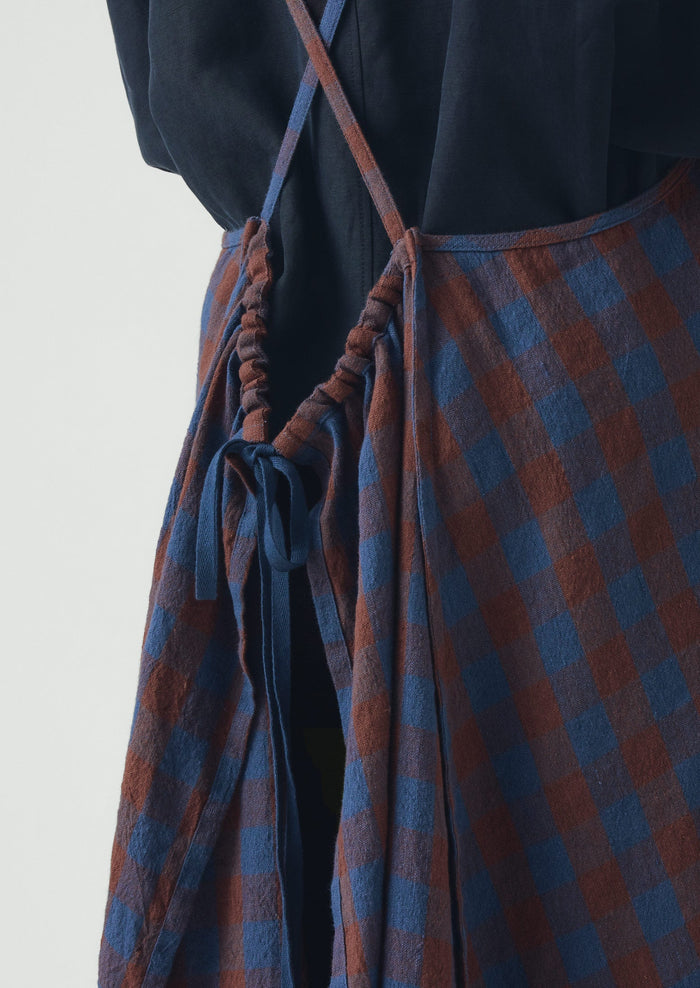 Orchard Check Cross Back Linen Cotton Apron | Brown Ochre/Dark Cornflower