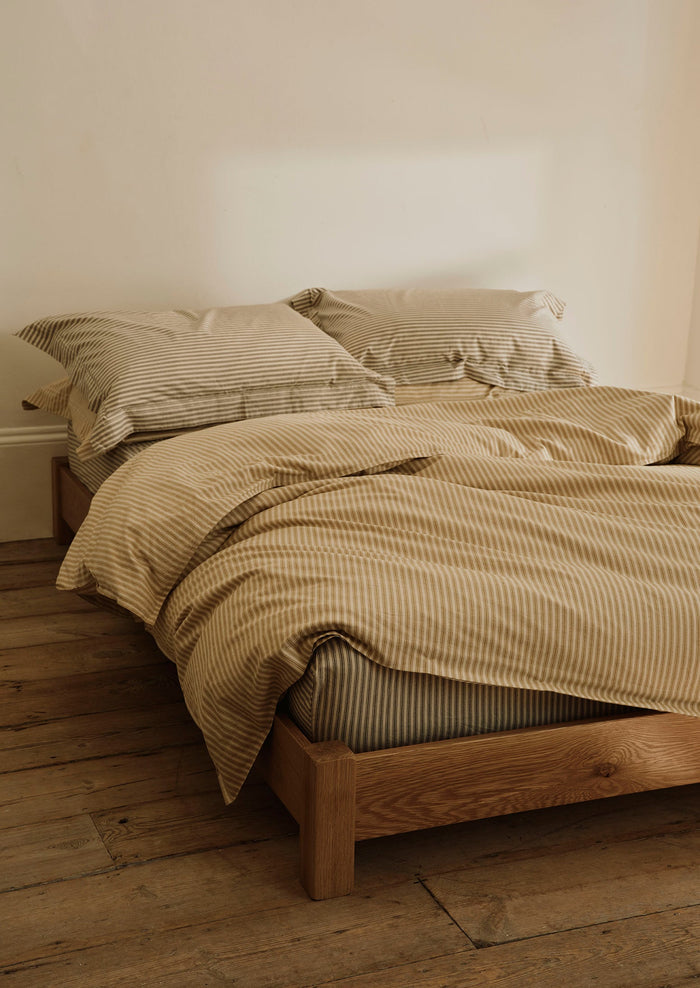 Organic Cotton Ticking Stripe Oxford Pillowcase | Ecru/Graphite
