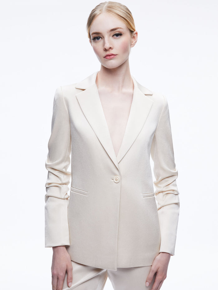 PAILEY FITTED NOTCH COLLAR BLAZER - CHAMPAGNE