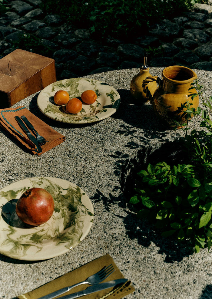 Poterie Barbotine Marbled Plate | Cream/Bottle Green