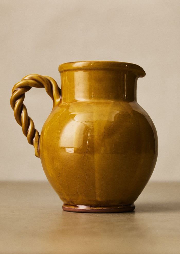 Poterie Barbotine Twisted Pitcher | Honey