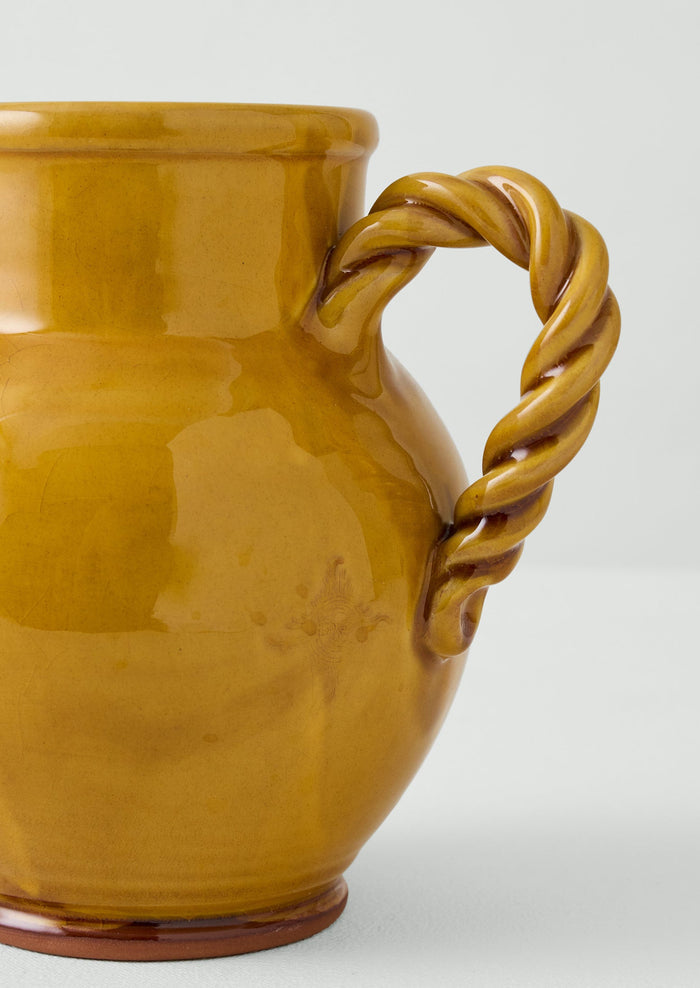 Poterie Barbotine Twisted Pitcher | Honey