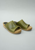 Reworn Kitty Clogs Size 37 (756) | Aloe