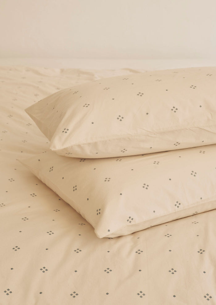 Rowan Print Housewife Pillowcase Set | Ecru/Soft Blue