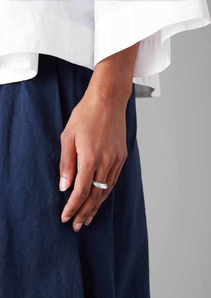 Sally Lacock Silver Sculpted Ridge Ring | Silver
