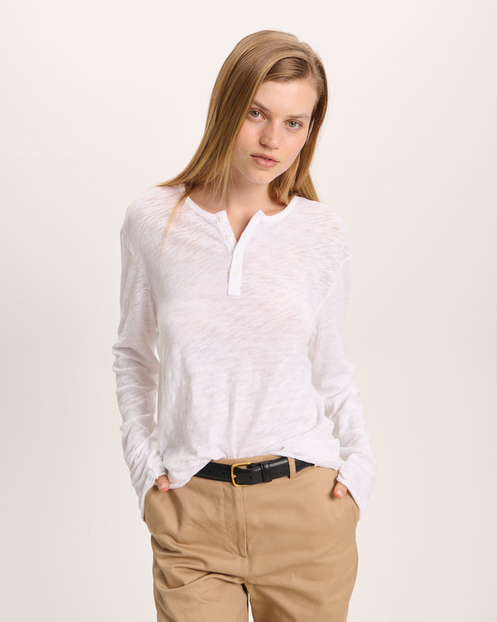 Slub Jersey Destroyed Wash Boyfriend Henley - White