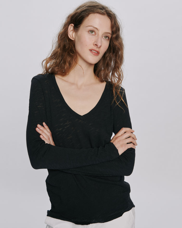 Slub Jersey Long Sleeve V-Neck Tee - Black