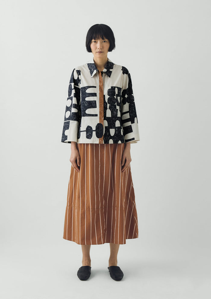 Totem Print Cotton Poplin Shirt | Ink/Dove