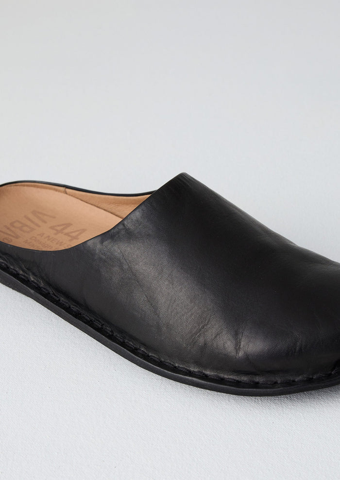Vibae Mules | Black