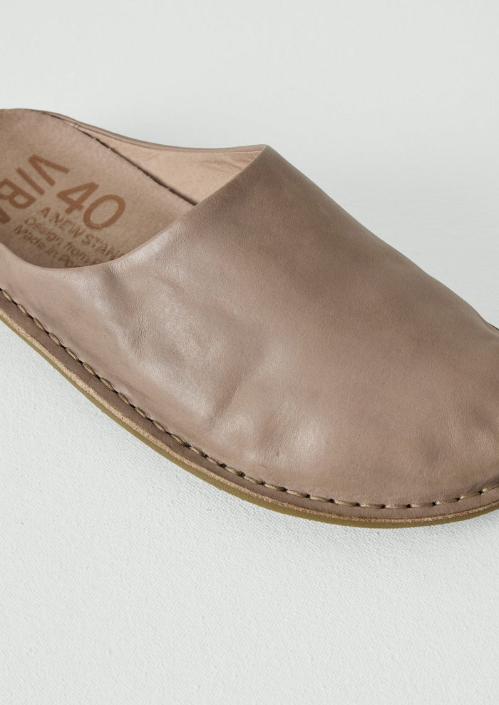 Vibae Roma Mules | Concrete