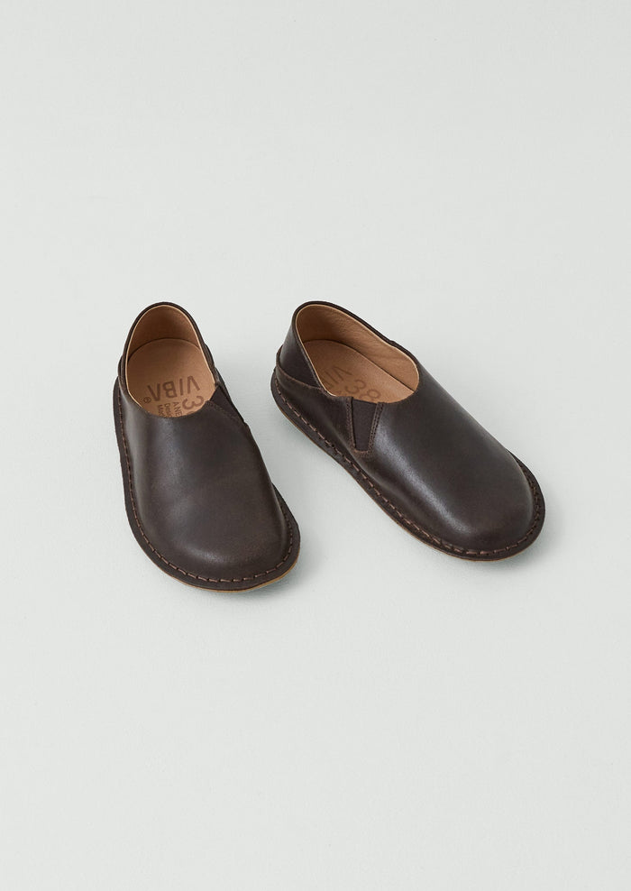 Vibae Zuma Waxed Suede Shoes | Dark Brown