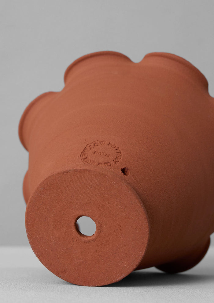 Willow Pottery Terracotta Planter | Terracotta